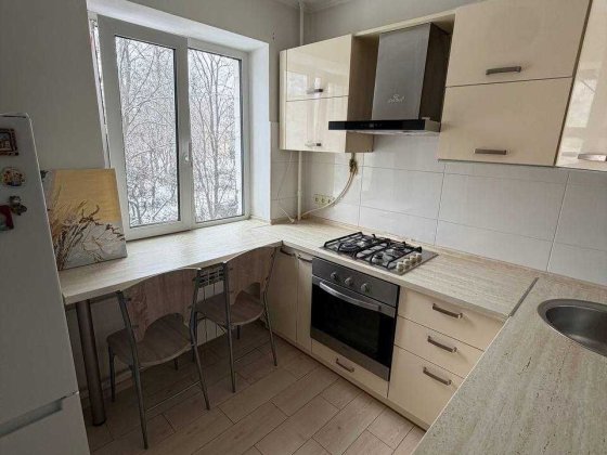 Продаж 1к квартири з ремонтом , Білецького 11 Киев