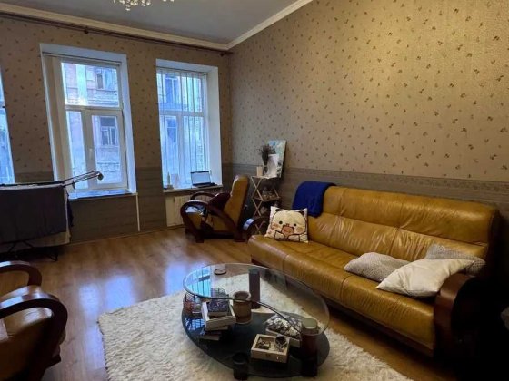 Квартира 2К Кониського Тургенєвська Центр Університет Золоті Ворота Київ