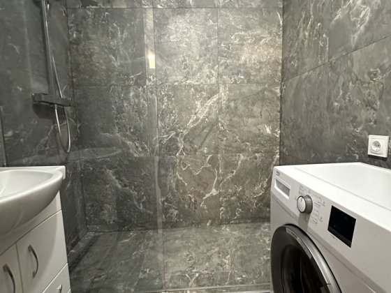 продаж  3х кімнатної квартири Шевченківський Киев