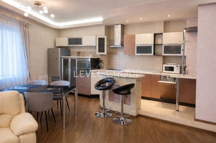 Продаж 3-к квартири з ремонтом Шеевченківський р-н - фото 1