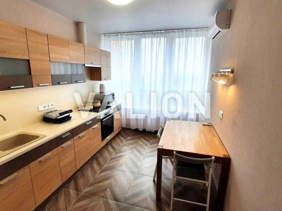 Продаж 2к квартири 61,4 м2 за адресою  Відрадний проспект (Чубаря), 2 Київ