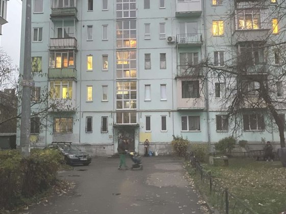 1к! Севастопольська площа! Чоколівка! вулиця Волинська, 7 Киев