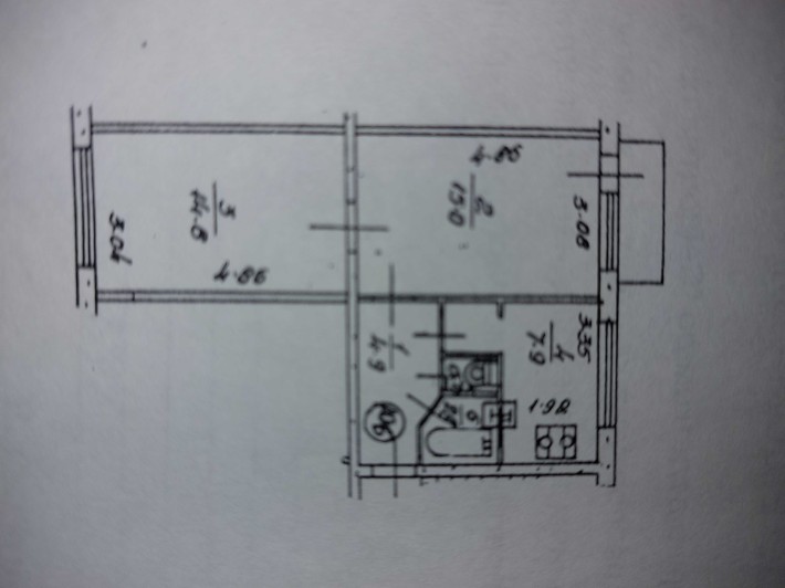 Продам 2х кімнатну квартиру під ремонт - фото 1