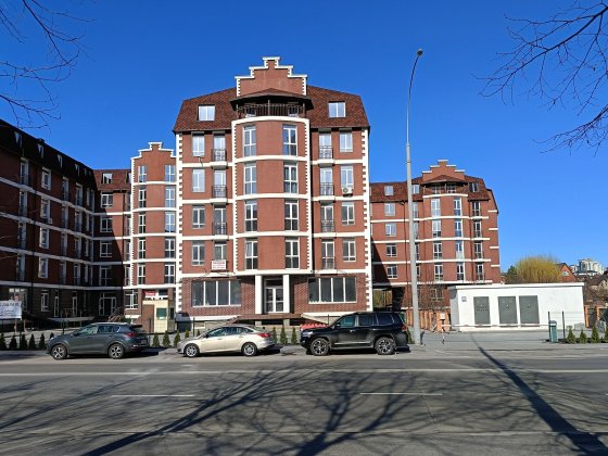 2-к  Д. Луценка 2г, ЖК Лондон Парк, 59 м2, метро Іподром 15 хв пішки Київ