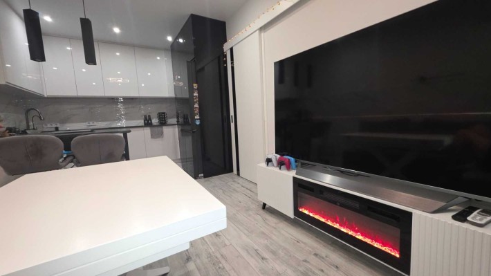 Продам 2к квартиру ЖК Окленд, 68м2, Авторський ремонт - фото 1