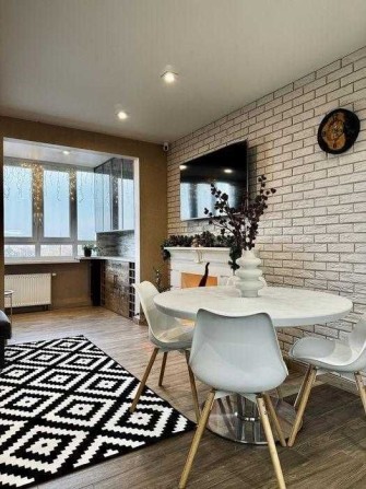 Київ,Балтійський пров.,3, 3 кімн.,8/24 поверх, площа: 75//22. - фото 1