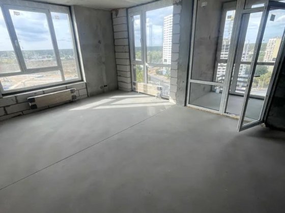 Варшавський плюс. Івана  виговського  3-2к Київ