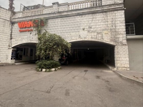 Здам гараж на вул. Лютеранській (центр, Хрещатик) Киев