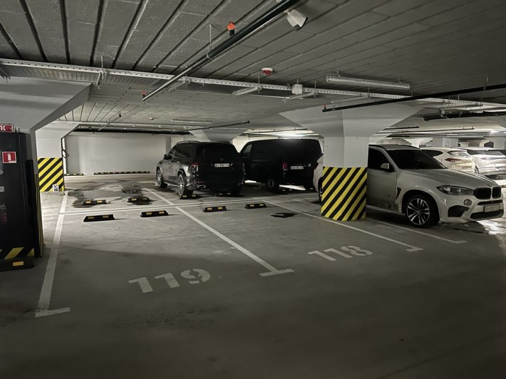 Паркоместо Жк Вайт Лайн - фото 1