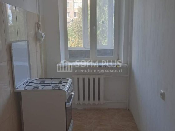 Срочно! 1к, Степана Васильченко 12, недорого Київ