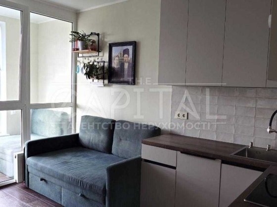 Продажа 1к квартиры Семьи Кристеров Варшавский микрораен ТЦ Ретровиль Киев