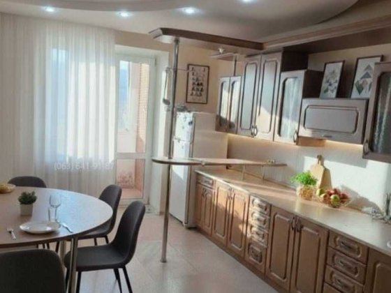 2-кімнатна квартира, 90 м², Шулявка / Індустріальний міст Київ