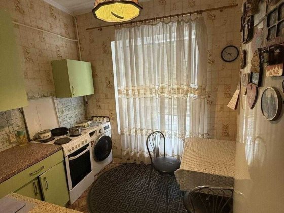 Продам 2к квартиру під комерцію Лондонська Севастопольська Солом'янка Київ