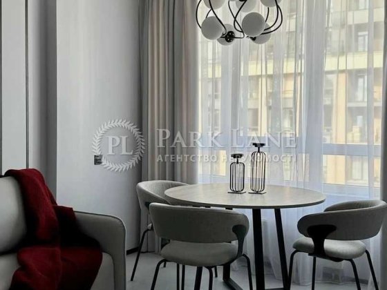 ЖК Файна Таун, квартира з ремонтом, Салютна 2/1 Киев