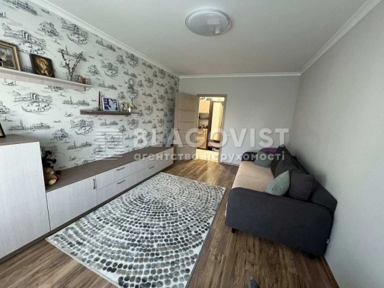 Актуально! вул.Ернста,6, двокімнатна в чудовому стані. Київ