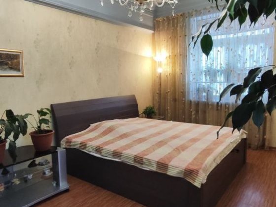 Почайнинська  52 Поділ Центр  без комісії Київ