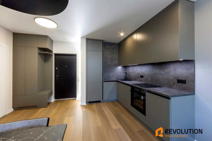 Єослея, ЖК Варшавський 3, ГЕНЕРАТОР, Всеволода Змієнка 34\21 - фото 1