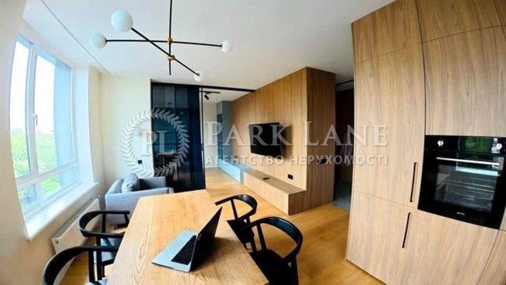 Продам 3 кім  Файна Таун Салютна 2 - фото 1