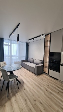 Продам 1к Варшавський 2, О. Олеся 5а, без %, з ремонтом - фото 1