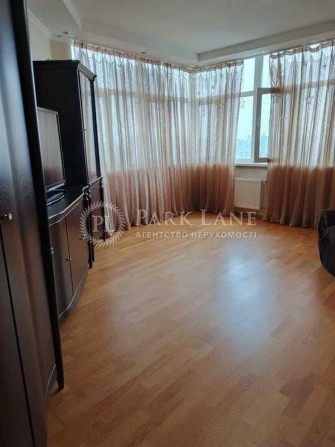 Воробйова, 13-Е. Двокімнатна квартира з ремонтом. - фото 1