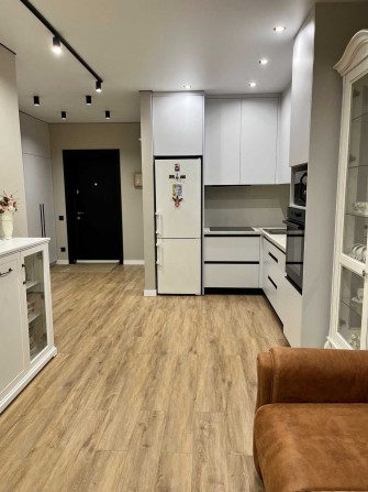 Варшавський 2.Олександра Олеся 5а - фото 1