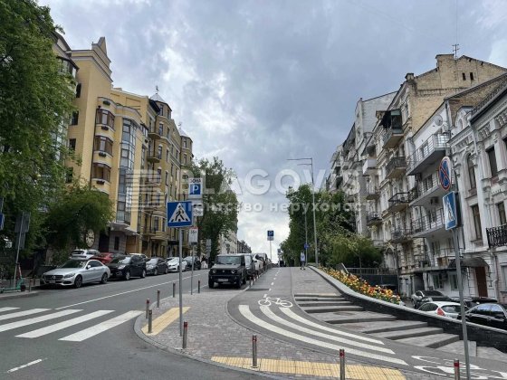 3кім кв Франка Ярославів вал Золоті ворота Липинського Київ