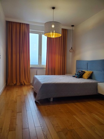 Продам 4х кімн. квартиру у центрі Києва, вул. Дмитрівська, 80 - фото 1