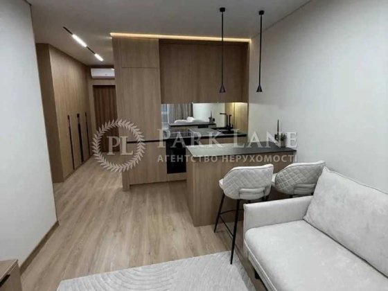 Продам новий ремонт Варшавський Плюс Киев