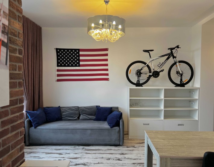 Квартира з ремонтом в центрі Києва, Жилянська, генератор! - фото 1