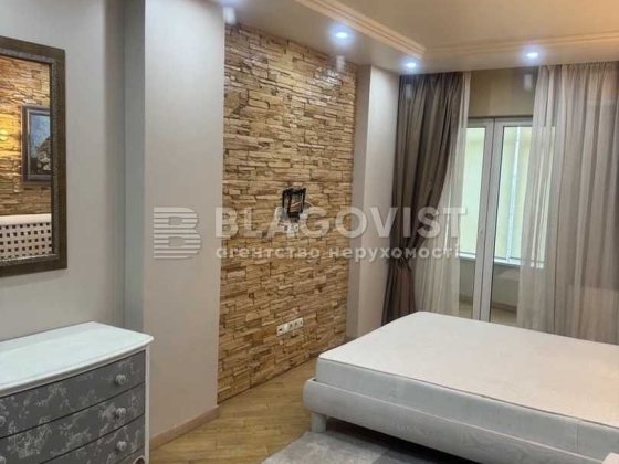 Актуальна! Чоколовський б-р 42А,двокімнатна з ремонтом Київ