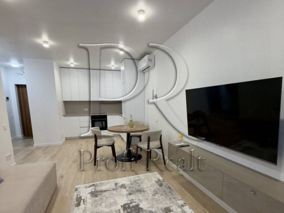 продаж 1 кімн квартири/Варшавський плюс/ Виговського44/ремонт Киев