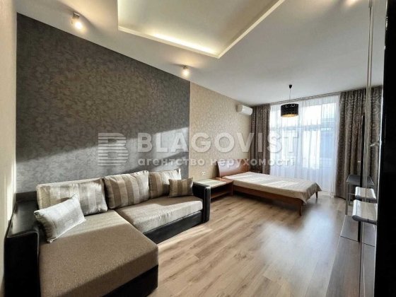 Подол Хорива Контрактова площа Київ