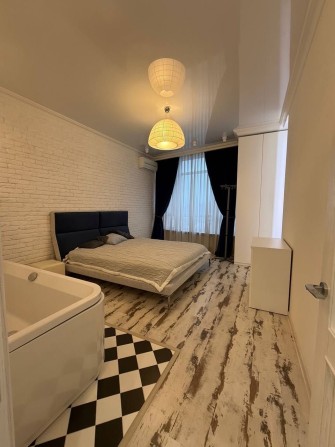 ГЕНЕРАТОР 2к Жилянська ЖК "Елегант  Університет Саксаганського - фото 1