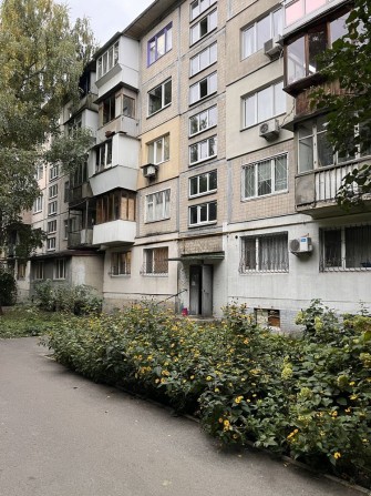 3-кім.квартира 58,33 кв.м вул.Р.Ратушного, 9. Під ремонт. - фото 1