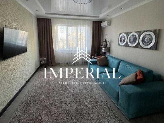 Продаж 3-кімнатної квартири в самому серці міста  72 м² Киев