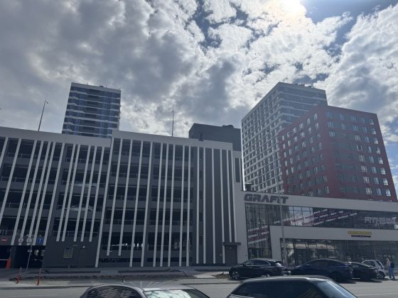 Простора 3-к квартира 78 м²/ 3С1 /  ЖК Варшавський 3 Киев