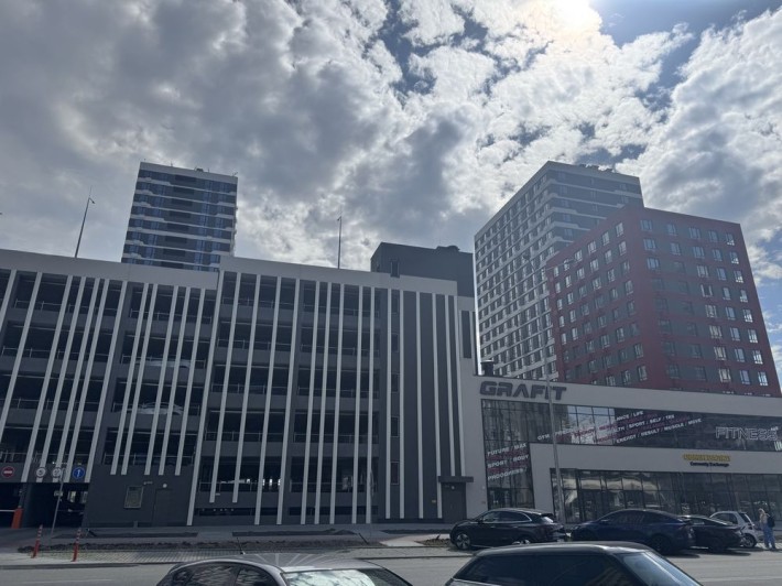 Простора 3-к квартира 78 м²/ 3С1 /  ЖК Варшавський 3 - фото 1