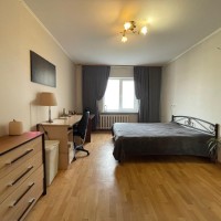 Продаж 3-кімнатної квартири Пчілки Олени 4 Дарницький район Киев