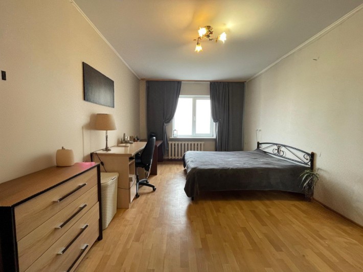 Продаж 3-кімнатної квартири Пчілки Олени 4 Дарницький район - фото 1