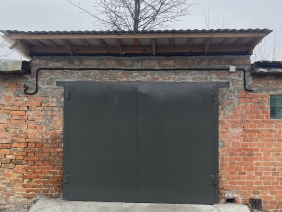 Продам гараж на цеемі Нововолинськ