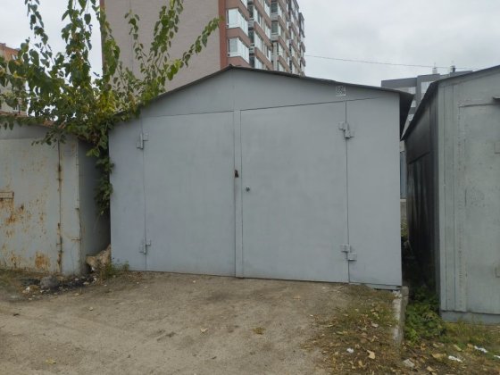 Продам гараж  Героев Мариуполя (Бреста) возле стояки. Кременчук