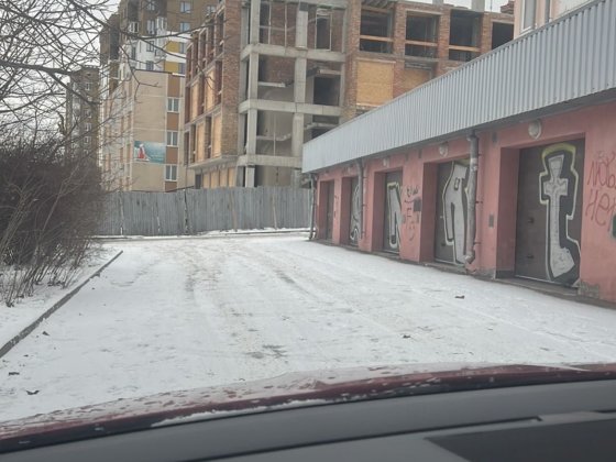 Продам гараж по  вул Чорновола