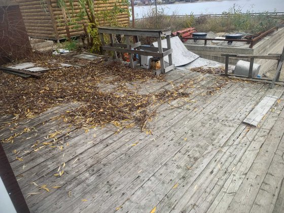 Продаю место для стоянки лодки и для отдыха на причале №2 Черкассы