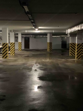 Продам паркомісце ЖКШевченківський - фото 1