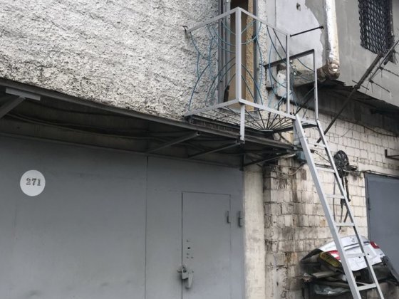 Продам двоповерховий цегляний гараж Киев