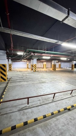 Паркомісце ПЕЧЕРСЬК.Патріарх Холл.Саксаганського.ЦЕНТР.Олімпійська - фото 1