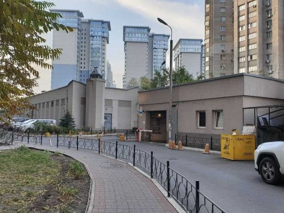 Продам паркомісце в підземному паркінгу ,  Корона,  Кн Затон,21 Київ