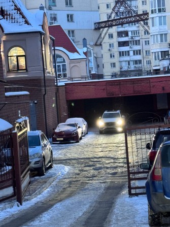 Продам великий гаражний бокс в підземному паркінгу - Г.Сталінграду, 24 - фото 1