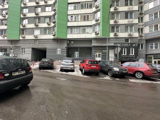 Паркомісце в підземному паркінгу Паркове Місто Київ