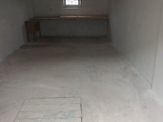 Продам  гараж в г/ к Каскад Днепр